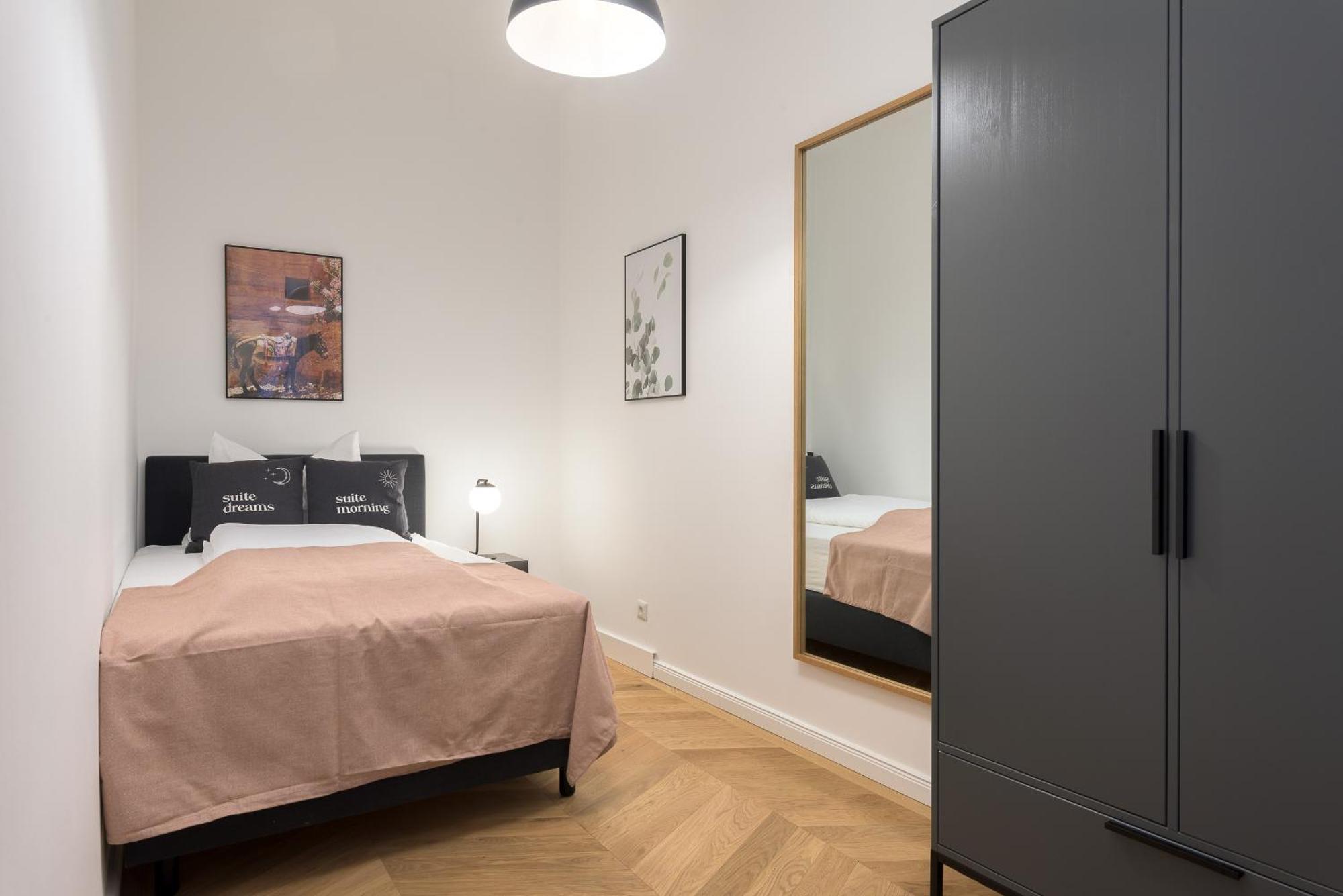 Limehome Vienna Karajangasse Rum bild